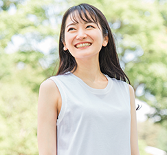 写真や書類を取り置きながら丁寧に整理